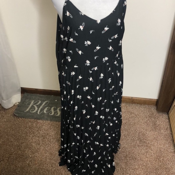 A new day black floral print pleated dress size XL - Picture 2 of 10